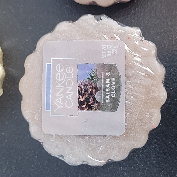 YANKEE CANDLE Tarts lot of 12 Gingerbread Maple, Cinnamon, Cedar, Balsam Clove - Picture 4 of 10